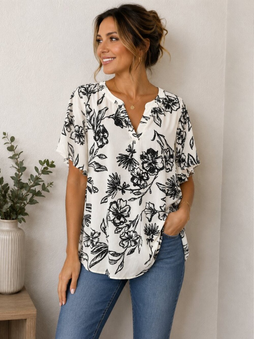 Maurices 4X Black Cream Floral V Neck Tunic Blouse Plus Size Flowy Boho Top